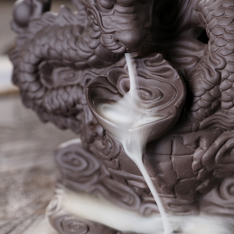 ＼月末限定★ポイント10倍／【お香コーン15pcs付】逆流香炉 逆流香バーナー 中華龍 癒し リラックス 香炉仏 古典 お坊さん 仏教 香のバーナー 香り 逆流 倒流香 おしゃれ 家の装飾 風流 瞑想 インテリア 置物 香り 匂い 自粛 幻想 陶器 プレゼント 贈り物