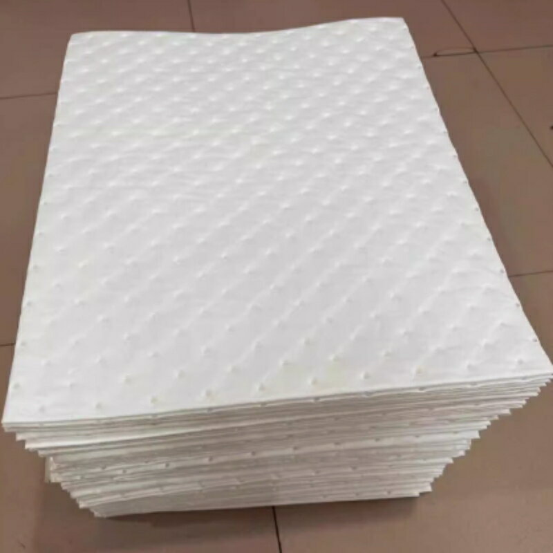 100枚入 オイル吸着マット 工業用 吸収シート 油拭きマット 40cm*50cm*2mm