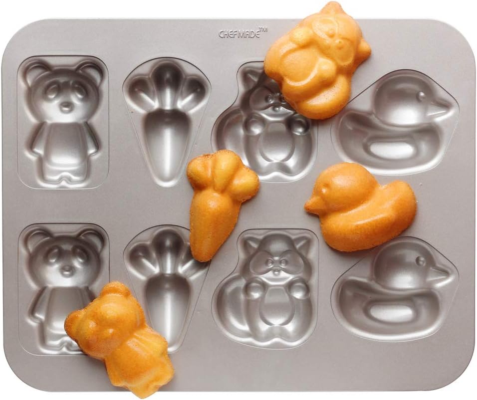 この商品について 「安全衛生」アメリカ食品FDA認証取得済み、高品質の重型炭素鋼、抜群の熱伝導性。強化された密封鋼エッジなので、穏やかで持久使用できます。 「使えやすい」シャンパンゴールド色の粘りにくい塗料なので、少量のオイルを使うだけで、優れた不粘着を実現できます。ベーキング金型から取り出しやすいで、より少ない時間をかかって、より多い面白みを味わいます。 「商品情報」ベーキングの適温：-20℃〜220℃；サイズ：32.5*25.9*2.8cm。ご購入前に、商品サイズがオーブンと一致していることを確認してください。 「注意事項」洗うとき、拭巾で軽くて拭いてもきれいになれます。洗浄機を使用してお勧めできませんが、洗浄剤のために変色が起こりますから。 ご注文から30分以内は、理由の有無を問わず購入履歴からキャンセルすることが可能です。 なお、当店では、ご注文から30分以上過ぎた場合、お客様都合によるキャンセルは承っておりません。 あらかじめご了承ください。 ◇ 配送方法について ◇ ※ 発送後のキャンセル・送付先の変更はできません。 ※ 届かない場合や、転居による紛失に関しての補償は一切ありません。 ご注文前に、送付先に誤りがないか、部屋番号抜け等がないかを必ずご確認ください。 ※ 長期不在・表札がない・表札や郵便受けに書かれたお名前がご注文者のお名前と異なる場合、 お届けができず自動的に返送となる場合がございます。 返送された場合、返送・再配達にかかる送料はお客様負担となります。ご了承ください。 ◇ 注意事項 ◇ ※ ご利用のモニターによって、実物とすこし異なる色に表示される場合がございます。 ※ 全商品、北海道・沖縄・離島は別途 送料が掛かります。 ※ ラッピング対応しておりませんので、ご了承ください。 ※輸入品の為予告なくパッケージや仕様が多少変更される場合があります。 ご了承ください。