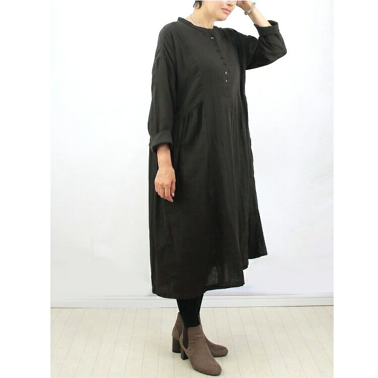 【送料無料】ダブルガーゼ　コットン　ワンピース　ゆったり　サイドギャザー　七分袖　多ボタン　無地　ナチュラルファッション