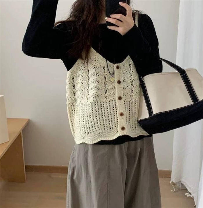 ニット ベスト ニットキャミ 透かし編み レディース 新作 ニットベスト ノースリーブ Vネック 無地 ジレ カットソー 重ね着 トップス キャミソール 秋 冬 デザイン感 大人 カジュアル オフィス 羽織り 前開き ボタン きれいめ ゆったり 通勤 OL レイヤード風 送料無料