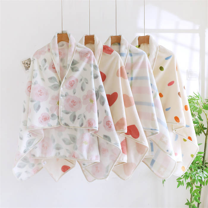 ケープ 肩掛け ポンチョ ブランケット レディース 新作 カーディガン ボレロ 着る毛布 フランネル コート ボアコート 花柄 マント トップス 冷房対策 前開き 春 秋 羽織り 防寒 暖か デザイン感 保温 通勤 通学 OL オフィス エレガント 可愛い 大人 体型カバー 送料無料