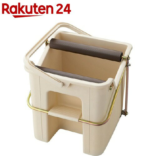お店TOP＞日用品＞掃除用品＞掃除道具＞お掃除 便利グッズ＞DaiLy CLean タフスクイザー (1台入)【DaiLy CLean タフスクイザーの商品詳細】●手を濡らさずラクラク水絞りできます。●踏み込みやすい大きなペダル●希釈に便利な目盛り付き【DaiLy CLean タフスクイザーの原材料】取っ手・タンク・ペダル・・・ポリプロピレンローラー・・・PVCシャフト・バー・・・スチール【規格概要】サイズ・・・約幅31.4*奥行31.8*高さ32.4cm(タンクのみ・・・約幅29.5*奥行29.4*高さ30.1cm)【注意事項】・滑りにくく傾斜のない平坦な床面で使用してください。・モップ糸はローラーの中央に片寄りがないようにセットしてください。・目付300gを超える厚手のモップ糸を無理に絞ると、変形や破損の恐れがあります。・タンク本体はプラスチックのため日光の当たらない屋内で保管してください。【原産国】日本【発売元、製造元、輸入元又は販売元】山崎産業リニューアルに伴い、パッケージ・内容等予告なく変更する場合がございます。予めご了承ください。山崎産業556-0001 大阪府大阪市浪速区下寺3-11-20120-530743広告文責：楽天グループ株式会社電話：050-5577-5043[住居掃除用品]