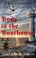 Body in the Boathouse Boddington Bay Mystery Series, #5Żҽҡ[ Lucinda D. Davis ]