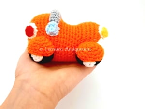 Crochet pattern little car