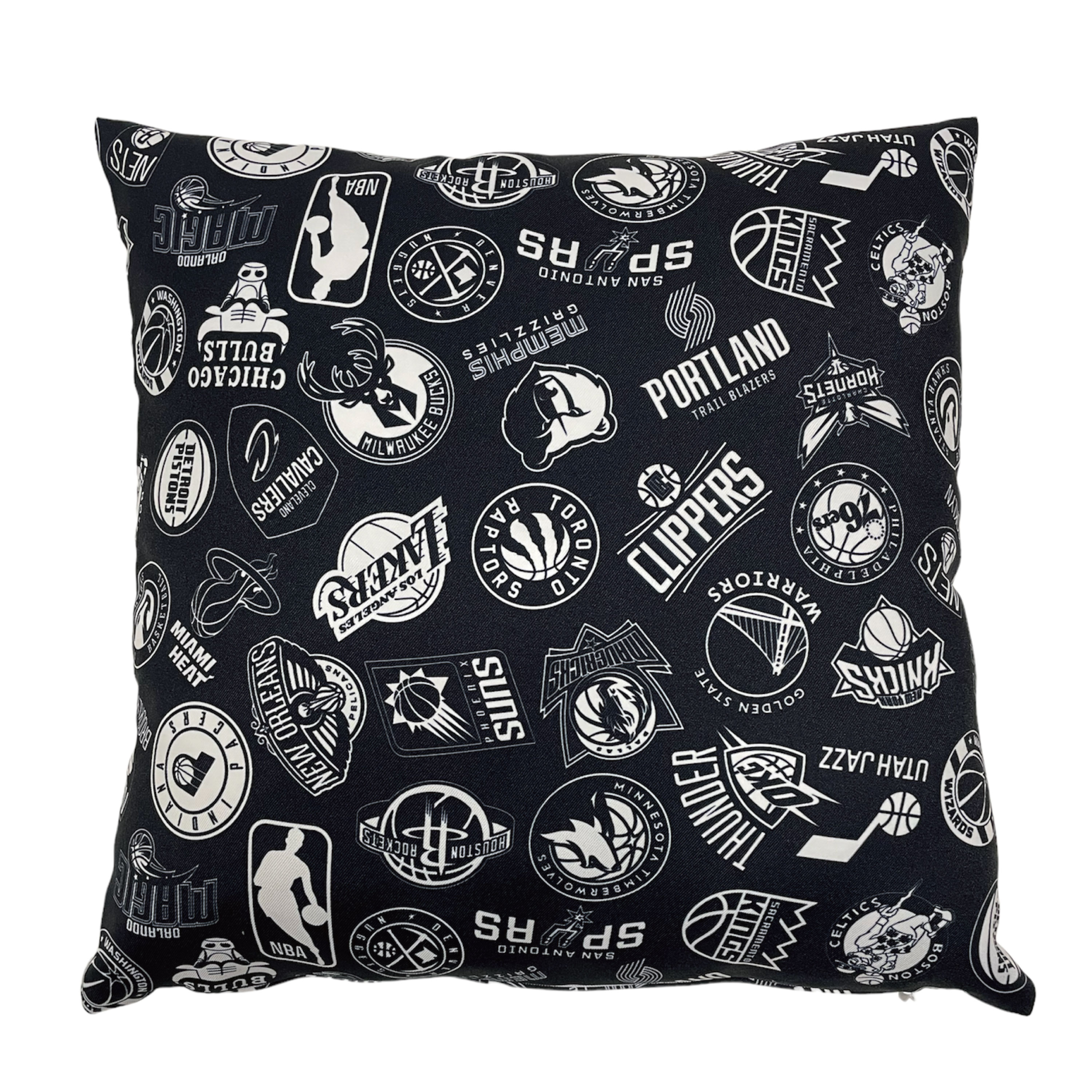 NBA公式 クッション ALL OVER LOGO (ブラック×ホワイト）