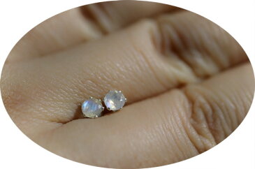 ベビーレインボームーンストーン スタッドピアス 3mm シルバー 14KGF 宝石質 パワーストーン 天然石 ハンドメイド RALULU.SHU