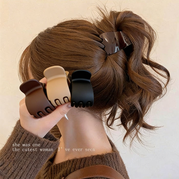 Rakuten - バンスクリップ シンプルヘアクリップ ヘア止め　ポニーテールクリップ バナナクリップ　ビーズ 髪留めバンスクリップ シンプルヘアクリップ ヘア留め　ポニーテールクリップ バナナクリップ　ビーズ 髪止めアクセサリー ヘアアクセサリー ヘアクリップ ヘアバンド
