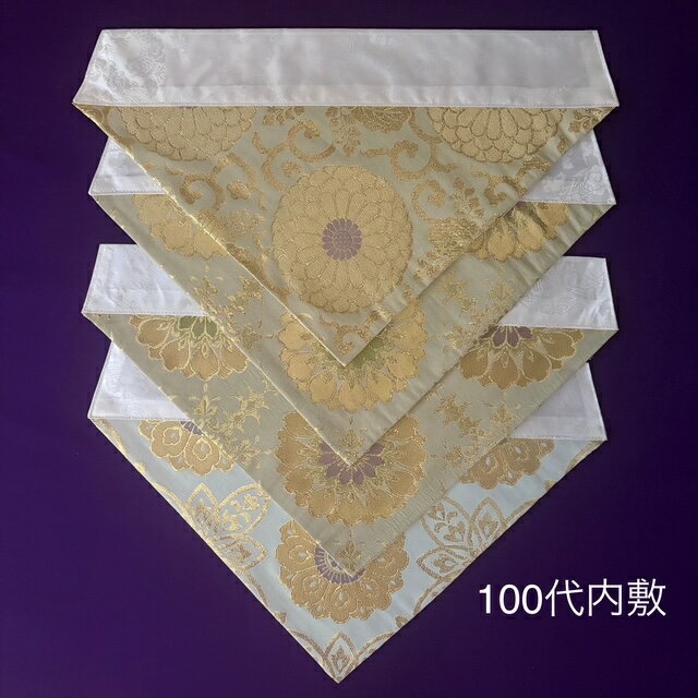 夏用打ち敷き100代 　柄4種類有り （緑地・水色地）　仏壇の中の須弥壇や前卓などに垂らして飾ります。..