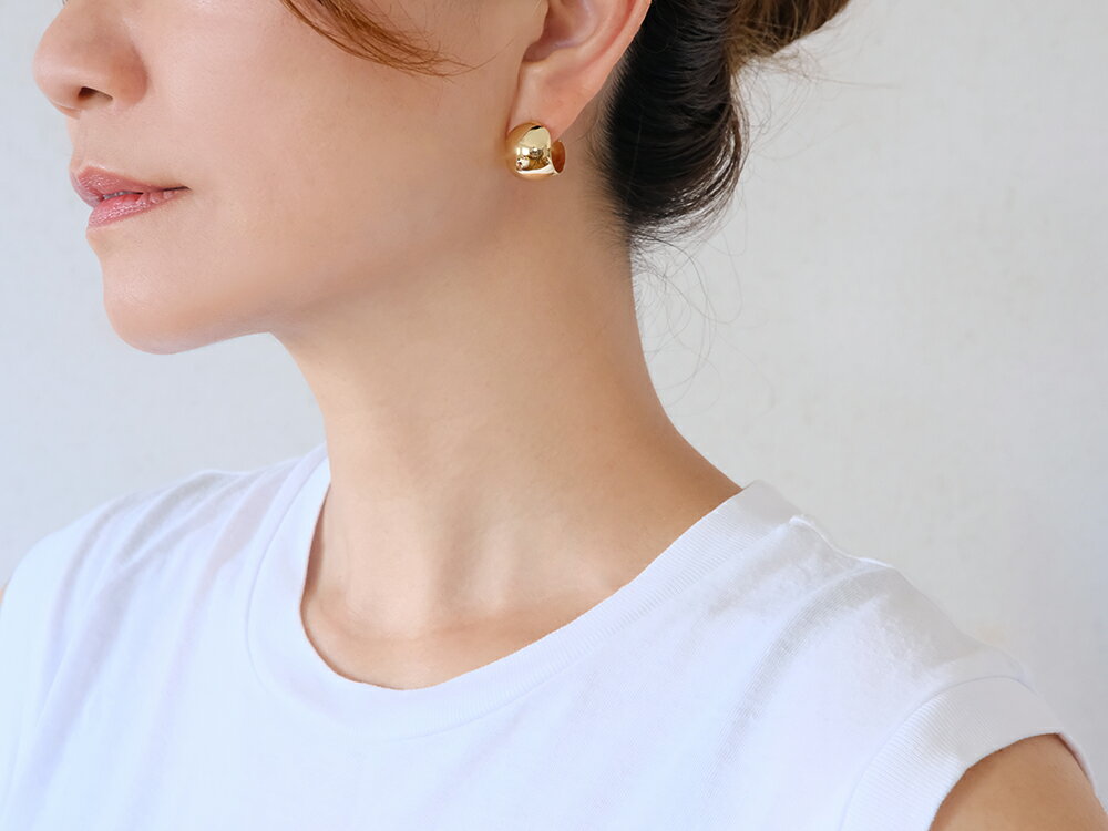 【3/28午後値上げ実施】 K18 ワイド ゲッコー ピアス gekko レディース フープピアス K18 地金 ピアス 18k 18金 ゴールド 月形 甲丸 大きめ プレゼント ギフト 金属アレルギー対応 人気 女性用 RAPA ラパ 送料無料