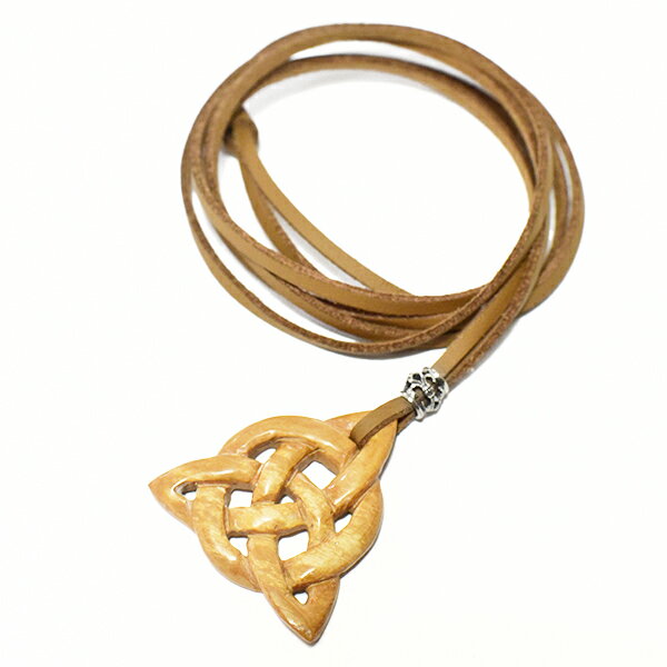 【一点物】マンモス牙 彫刻 ケルティックノット トリケトラ シルバー ネックレス 長さ調整可能【送料無..