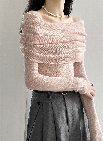 着痩せして見えます ギャザリング スリム 一言の肩 上着 お出かけ オフショルダー ニットトップス