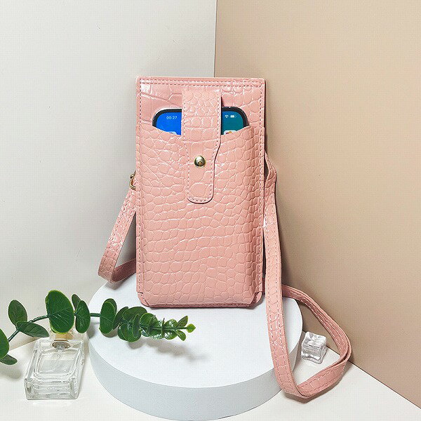 レディースバッグ・puバッグ・携帯入れ・　小物入れ・ショルダーバッグ・ 4色