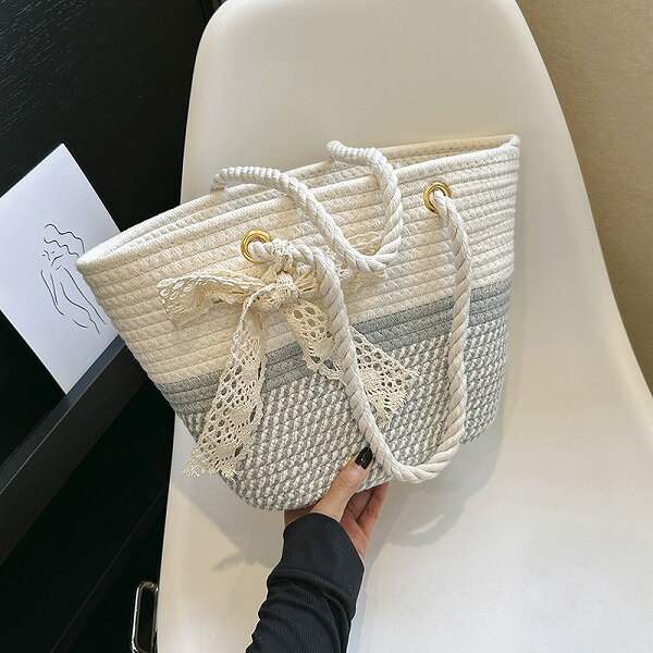 レディース・草編みバッグ・トートバッグ・肩掛け・かごバッグ