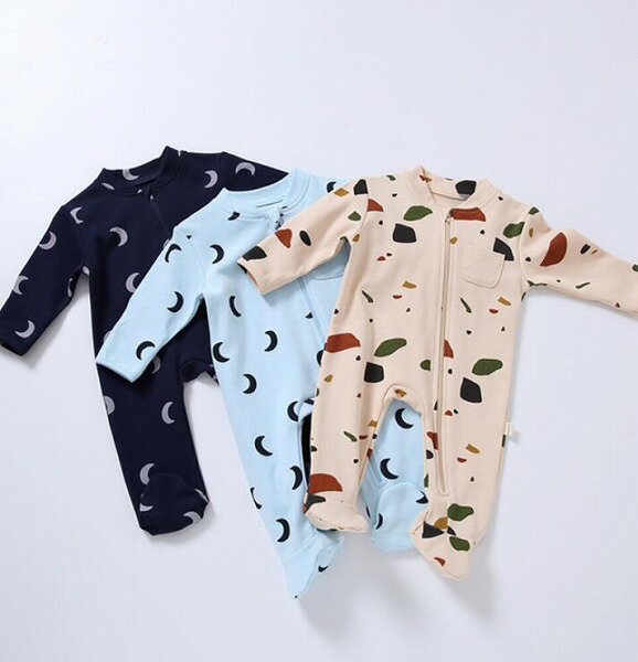 秋冬新作 連体服 赤ちゃん 綿 長袖 ファスナー 足を包む 足の保温 男女兼用 子供服