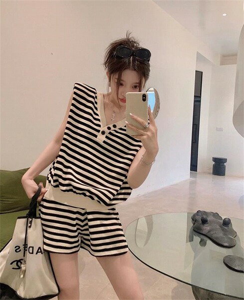 トップス 上着 袖なし 肩当て ベスト セットアップ ワイドパンツ