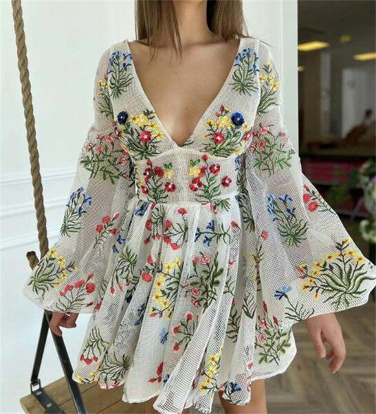 華やかな印象に‼刺繍 宴会場 ランタンスリーブ 結婚式 Vネック レーヨン ワンピース(4.0)