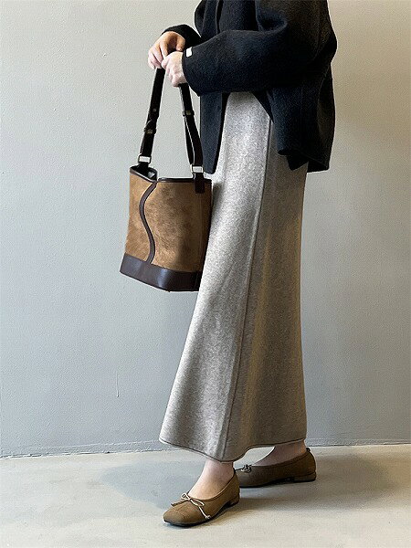 サイズ・容量"""サイズ：着丈：約91cm ヒップ：約90cm ウエスト：約66cm■平置き採寸の為、若干の誤差が生じる場合がございます。予めご了承下さい。"""規格※サイズは平置きサイズです。素人採寸ですので、若干の誤差がございます、ご了承ください。注意事項実商品について、ページ上での商品画像の色味等、モニターや環境の違いにより、多少色味が異なる場合が御座います。サイズは、測り方により、多少の誤差はございます。