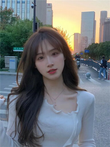 少しの甘さが大人っぽい 韓国ファッション ロングスカート 2点セット ニットトップス エレガント 少しの甘さが大人っぽい 韓国ファッション ロングスカート 2点セット ニットトップス エレガント