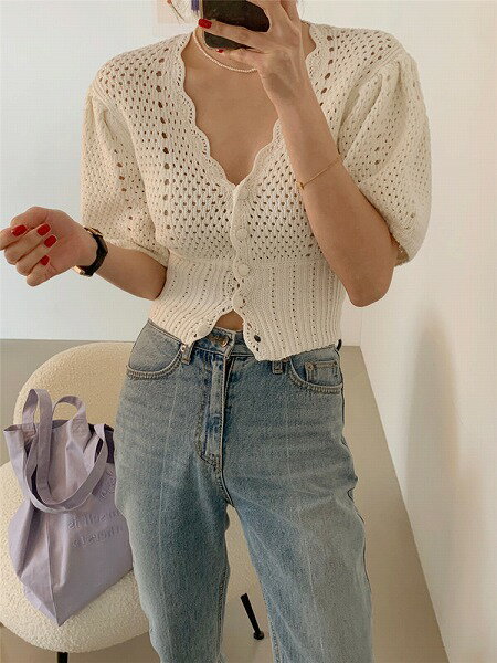 計算された美シルエット。INSスタイル Vネック 単体ボタン 透かし彫り パフスリーブ ニット トップス