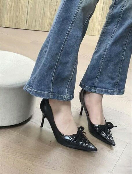 人気沸騰 ポインテッドトゥ ハイヒール パンプス 単靴 ギャル風 リボン 蝶ネクタイ