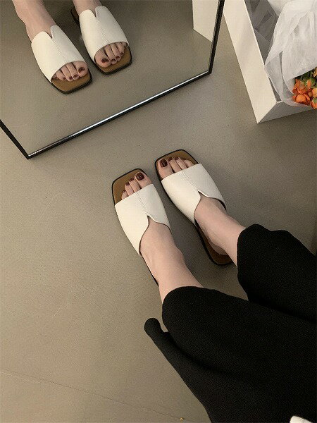 サイズ・容量"サイズ：【35】22.5cm,【36】23cm,【37】23.5cm,【38】24cm,【39】24.5cm,【40】25cm"規格※サイズは平置きサイズです。素人採寸ですので、若干の誤差がございます、ご了承ください。注意事項実商品について、ページ上での商品画像の色味等、モニターや環境の違いにより、多少色味が異なる場合が御座います。サイズは、測り方により、多少の誤差はございます。