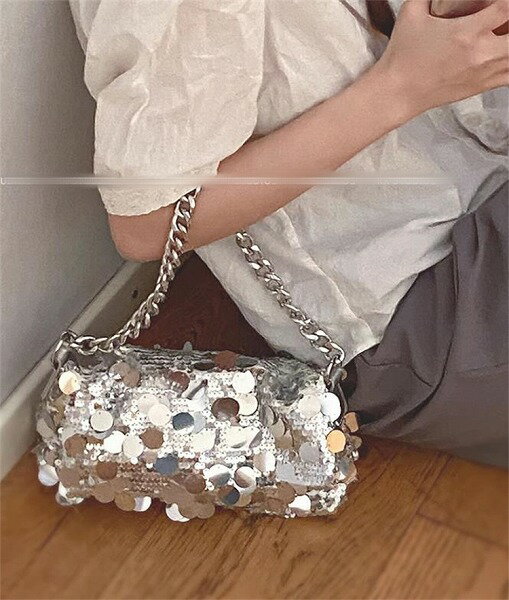 品質は本当に素晴らしいです INSスタイル ショルダーバッグ スパンコール チェーン 封筒バッグ