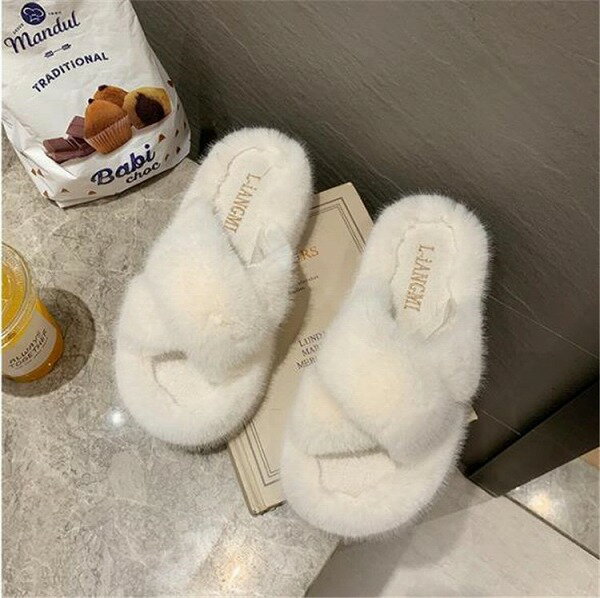 美少女すぎる 交差する ぬいぐるみ スリッパ 新品 あつぞこしゅーず トレンド シューズ