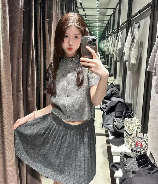 楽天ドレミファソラ・ねこ当店のおすすめ 新作 半袖 エレガント ギャザリング トレンド ニットトップス 短いスタイル 上着