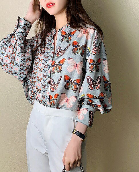 ブームが巻き起こる 蝶 プリント シャツ ゆったりする ランタンスリーブ ファッション 洋風 上着