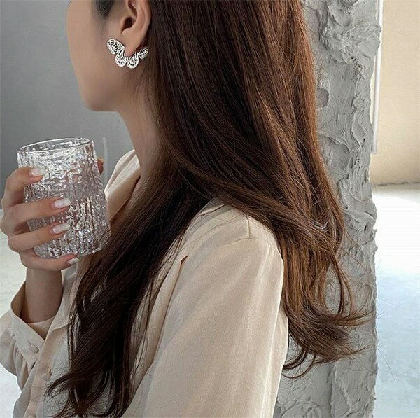 私のスタイルに合うものが良い 抜き打ち 蝶のピアス 個性 ペア 気質 耳留め 蝶の耳飾り ピアス