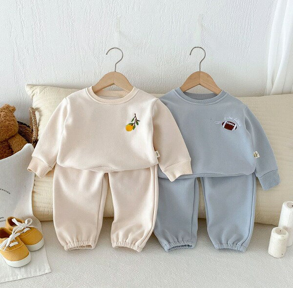 春秋子供服 カジュアル系 花柄 裏起毛 厚手 トレーナー&パンツ 2点セット ベビー服 防寒 温かい