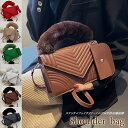 新作 レディース ショルダーバッグ 起毛 斜め掛け ふわふわ 肩掛け ファー 軽量 秋 冬 軽い ステッチ