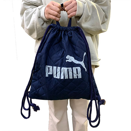 EM【PUMA　キルト　持ち手付き　キルト　ナップサック ネイビー　日本製】グッズ　おでかけ　学校　こども　子供　子ども　キッズリュック　カバン　かばん　手提げ　習い事　リュック　軽い　手提げ てさげ　学校カバン　　サッカー　ブランド　プーマ　体操服　エプロン