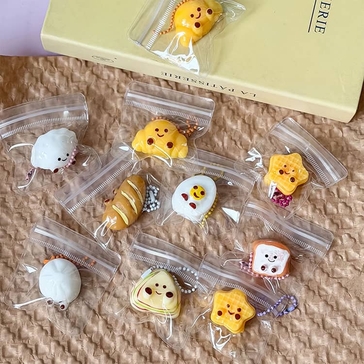 スクイーズスクイーズキットキーホルダーケーキおにぎりパンケーキ10点入りぷにぷにもちもちおもちゃ柔らかい癒しグッズストレス解消玩具フィジットトイかわいい遊び指先運動送料無料 rapport-select-10001189 rapport-select サンプル画像2
