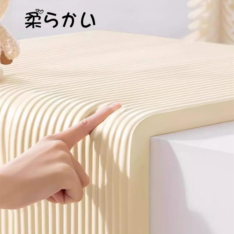 ベッド用プロテクター小さな子供やご高齢の家族が家具の角で怪我をする不安からも...