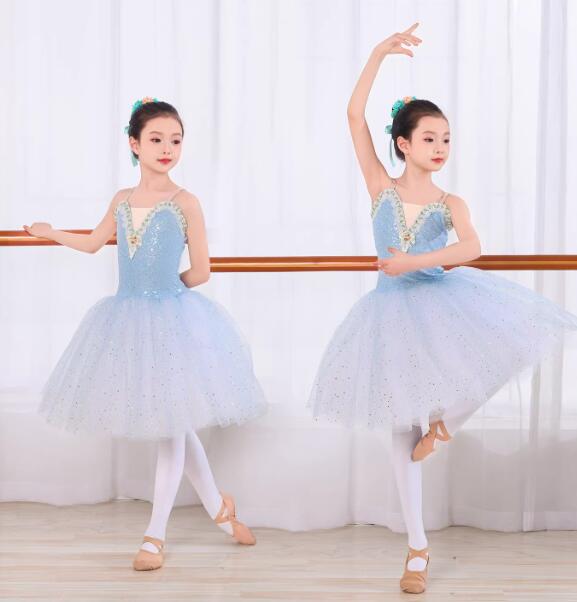 スパンコール付き子供バレエダンス衣装レオタードワンピースキャミソールドレス大人/子供ダンス衣装チュチュスカート演出服ステージ衣装柔らかいチュールワンピ可愛いバレエプリンセスワンピースボリュームチュチュバレエ新体操演出服練習着