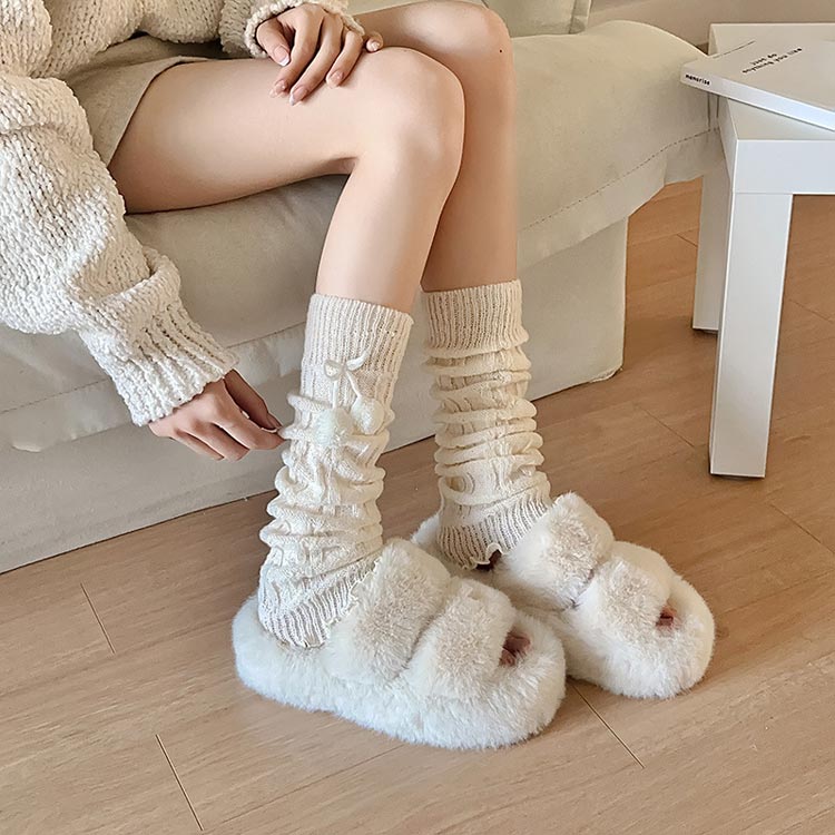 冷え取り ぽかぽか レッグウォーマー ニット あったかい レッグウォーマー 暖かい ケーブル編み 防寒 ロング丈 かわいい 靴下 美脚 ポンポン付き くしゅくしゅ 寒さ対策 レディース おしゃれ ソックス 防寒 冷房対策 オフィス ヨガ バレエ ウォーキング