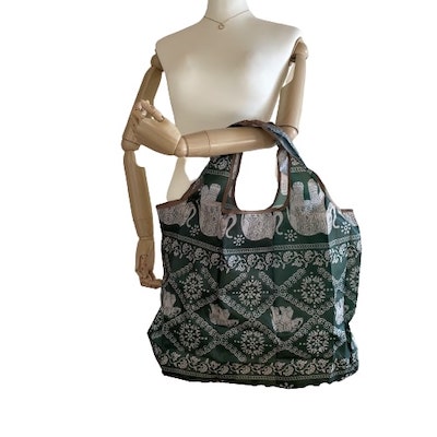 エコバッグハンドメイド折りたたみコンパクト　像柄　タイランド