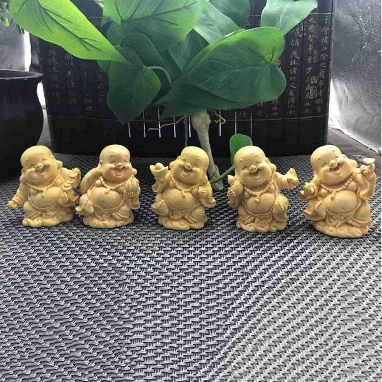 5点セット（高さ6cm×巾5.2cm×奥行4cm） お守り 金運 高級天然ツゲ木彫り 置物 小さな 布袋様