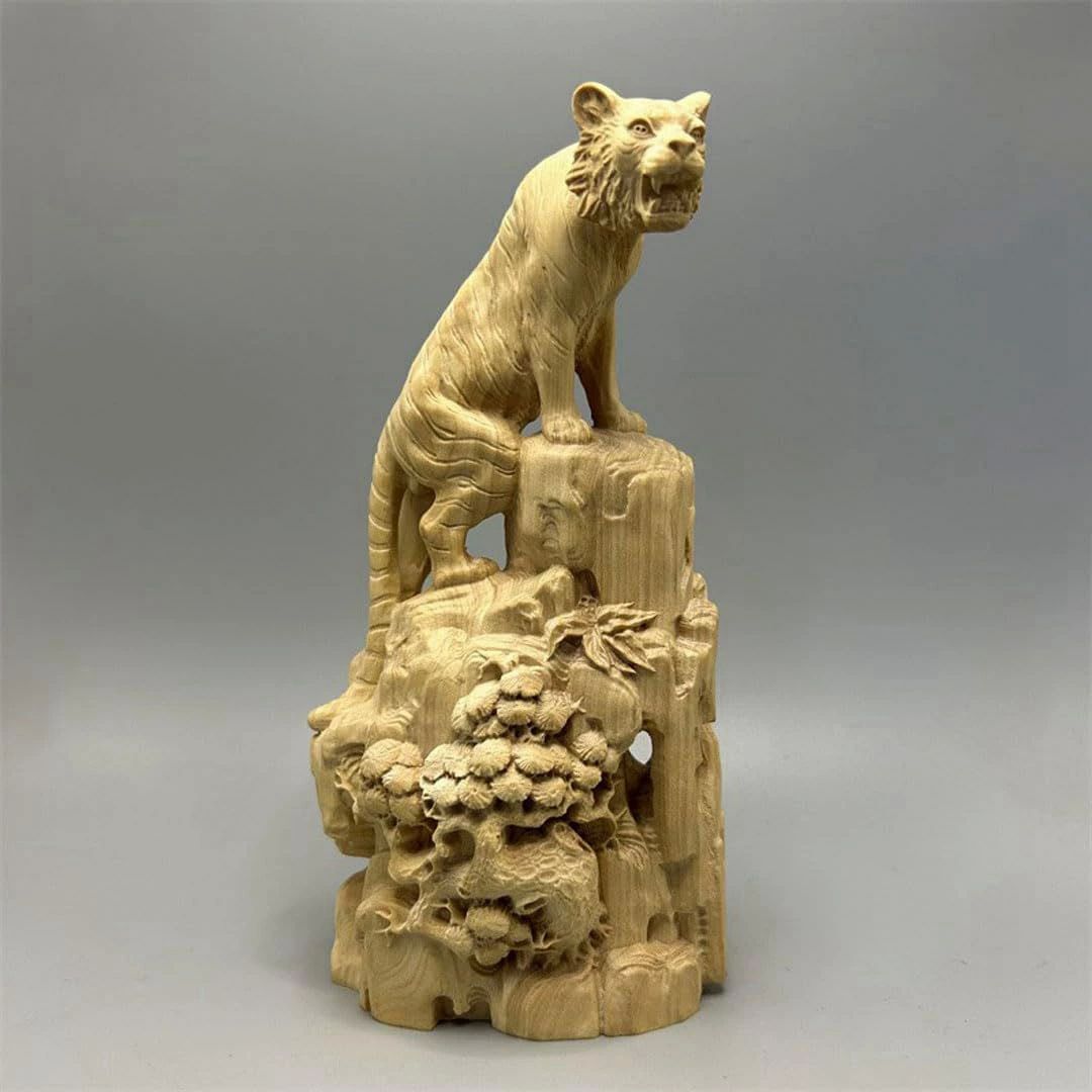 縁起物(高さ18cm×巾8cm) インテリア 置物 新年 干支 寅 風水 ）虎の置物 木彫り（木製：ツゲ 上山虎 置物 木彫り