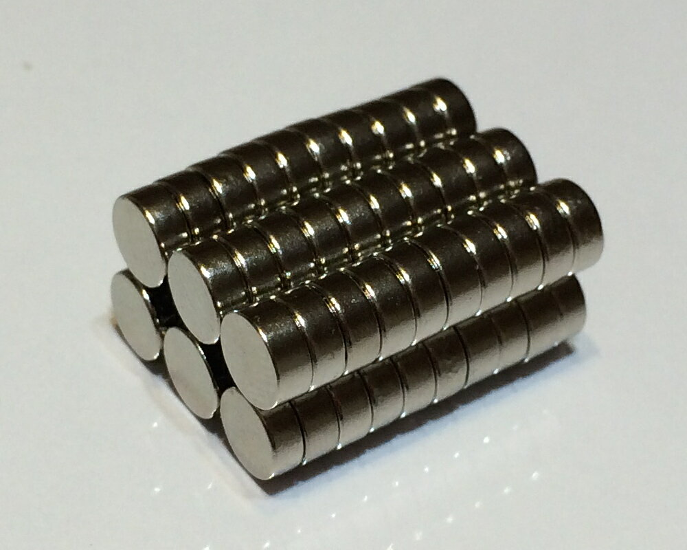 ネオジム磁石φ14mm×2mm(N35) 60個セットネオジウム 超強力 マグネット　強力磁石　永久磁石　いろいろ使えますリール改造・燃費アップ・フィギア・プラモデル・日曜大工・工作・DIY・紙留め・実験・手品・鳩よけ・手芸