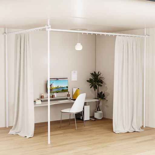 【自由に調整可能】横棒も縦棒と同じ伸縮構造を革新的に採用し、幅と高さの調整範囲が市場に比べて広く、珍しい1.1M~3.1Mまで調整可能です。さまざまなシーンに合わせて自由に仕切り立てができます。 【商品詳細&amp;カーテンリング付属】サイズ:幅-奥行き-高さ:110cm~310cm。最大負荷:20kg。材質:炭素鋼製。色:マットホワイト。30個の白いカーテンリング付きで、位置や形状を自由に設定できます。 【部品にこだわり】床に優しいゴムキャップ付きで、賃貸物件でも安心です。固定部品もしっかりしてポール落下を防止します。耐荷重:横棒1本あたり約10kg。 【高品質で耐久性に優れる】炭素鋼製の高品質な素材で変形や破損しにくく、壁面との接合部分にゴムパットを付けて滑りにくく、壁面を傷付けにくい設計です。 【多用途で簡単設置】日本語の組み立て説明書付きで、一人でも簡単に組み立てできます。部屋仕切り、間仕切り、カーテン用、物干し、洋服ラック、ハンガーラック、ランドリーラックなど、多目的に利用できます。