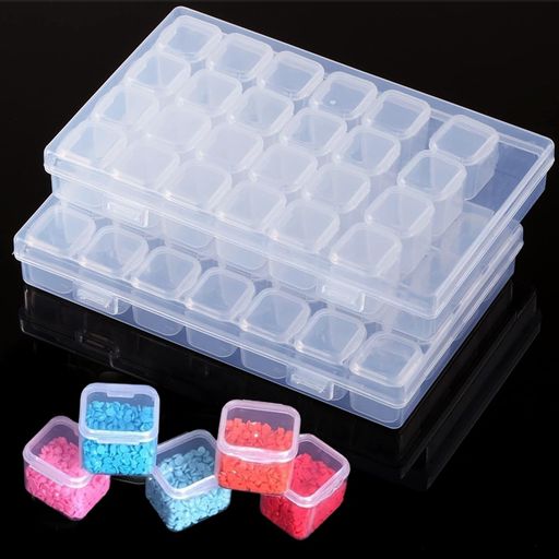 【収納容器】収納ケース(28個小分けケース)のサイズ:約17.5x11x2.7cm,小分けケース:2.5x2x2.1cm,透明で環境にやさしいppプラスチック製。白いシールを3枚プレゼントします。 【優れたデザイン】 ダイヤモンドペインティングボックスには、さまざまな小物を収納できる28か56のミニコンパートメントグリッドがあります。そして、各グリッドは別々に開くことができ、小さなグリッドは大きな箱に詰められており、あなたの物を二重に密封することができます。 【透明・コンパクト収納】完全透明なので一目で中身を簡単に見ることができます。ダイヤモンドの収納ボックスを使用すると、手工芸品を簡単に保管して整理できます。当社の収納ボックスは理想的なDIYパートナーです。 【軽量でおしゃれ】 わずかな重さで持ち運びも楽々、この軽量小物ケースは外出先でも大活躍。PP製の素材を使用しており、耐久性にも優れつつ、使いやすさを追求しました。日常の必需品をスマートに持ち歩ける透明ケースです。