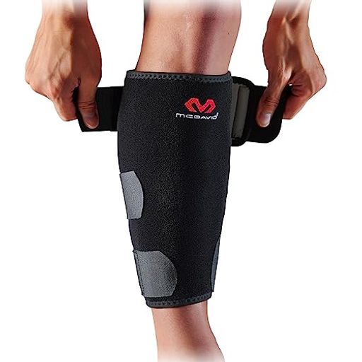 ふくらはぎの圧迫サポート 全体圧迫+段階的圧迫でふくらはぎをしっかりサポート 全体圧迫と段階的圧迫を融合させた革新的サポーター 独自の3本の2Wayストラップのテンション加減により軽圧迫〜強圧迫まで幅広い圧迫サポートが可能 ●サポーター本体には、フィット感に優れた1.5mm厚素材を採用。●全面に施されたマイクロエアホールが汗ムレを抑制し、快適な通気性をキープ 【Level2】ミドルサポート【ふくらはぎ周囲/cm】フリー(27〜45cm)【カラー】ブラック