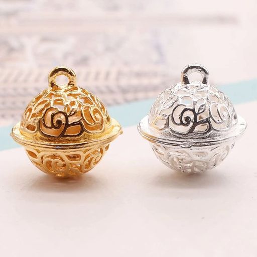 【サイズ】17x18MM 【デザイン】全体的はゴールドで、丈夫で耐久性があり、変形しにくく、錆びや腐食を起こしにくく、長期間使用できます 【用途】小物のアクセサリー、おもち、ゃストラップやキーホルダーのアクセサリー かばんなどに付けても可愛いです。 【適用場面】クリスマスだけではなく、お祭り、手芸、フリマ、バザー、幼稚園、様々なイベントを適用します。 【サービス】ご使用中何か不具合がある場合、ご遠慮なくお問い合わせください。お客様に満足させていただきますようアフターサービスを提供しております。