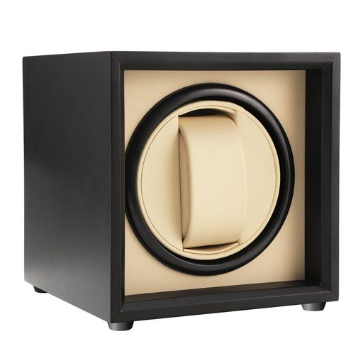 【巻き上げ易い】縦型自動巻き上げ機は斜め型により充実した巻き上げ、垂直デザインは地球の重力を利用して、異なるぜんまいの硬さの機械式時計をより良く巻き上げることができます。 【人気デザイン】腕時計ワインダー外装はマットブラックデザインで、内装はPUレザーで、時計をより良く保護し、このウォッチワインダーはお部屋のインテリアにも馴染みやすいです。 【日本製マブチモーター】静音設計のために日本製のマブチモーターが搭載されており、時計自動巻き機動作音がほぼ無音で、睡眠や作業の邪魔になりません。(ご注意:Type-C充電ケーブルは同梱されていますが、充電器は付属していません。) 【完璧な贈り物】メンズおよびレディース自動巻き腕時計のワインディングマシーンは時計コレクター、家族、友人へのプレゼントとして贈ることができます。卒業式、誕生日、バレンタインデーのファッションギフトです。 【12ヶ月保証期間】本時計自動巻きマシーンはご購入日より1年間保証期間を提供いたします。万が一、ご使用中不具合がある場合はお気軽にお問い合わせ下さい。