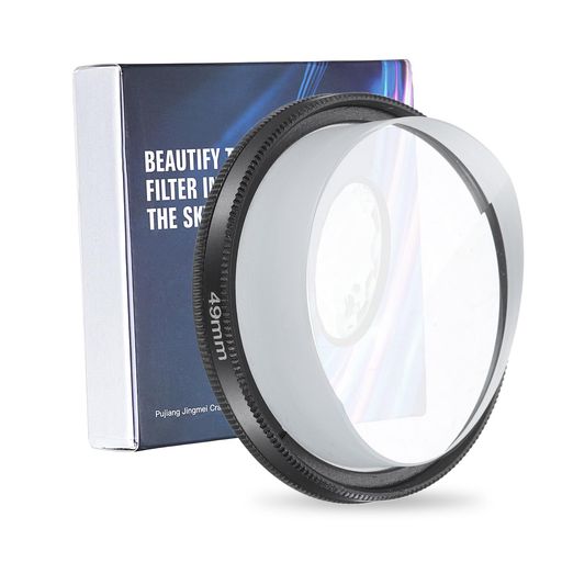 直径:49mm/1.93インチ;全体サイズ:51 x 17mm / 2.01 x 0.67インチ(OD x H);梱包リスト:カメラぼかしフィルター1個、プラスチック製保護ケース1個、クリーニングクロス1枚 プレミアムオプティ クス:ゴーストセンターフィールドモーションスーパースピードぼかしフィルターは、プレミアム光学ガラスから作られており、高い光透過率と最小限の歪みを提供します。傷に強いガラスは頻繁な使用に耐えます。 モーションぼかしフィルター:ほとんどのカメラレンズに適しています!フィルターリングを回転させるだけで、モーションぼかし効果の強度と方向を制御でき、写真やビデオにダイナミックでプロフェッショナルな動きと視覚的な興味を追加できます。 アプリケーション:カメラぼかしフィルターと併用すると、写真にプリズム効果が生じ、音楽ビデオ、ウェディングフィルム、夜間写真、商業用に最適です。 取扱説明:ゴーストシネマティックエフェクトフィルターはスレッドされており、レンズに簡単に取り付けられます(購入前にスレッドサイズを確認してください—レンズバレ ル/キャップに記載されています)。