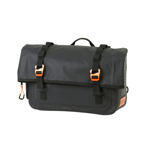 ドッペルギャンガーターポリンサドルバッグWPS【アメリカン&クルーザー専用防水マフラー側対応サドルバッグ】各種固定ベルト、シートボルト用ハングベース付属DBT607-BKブラックW40xL(D)13x…