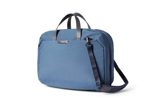 Rakuten - Bellroy Flight Bag(16インチのノートPCを収納可能、ラウンドファスナー開閉、収納可能なバックパックストラップ、整頓しやすい構造) - Marine Blue